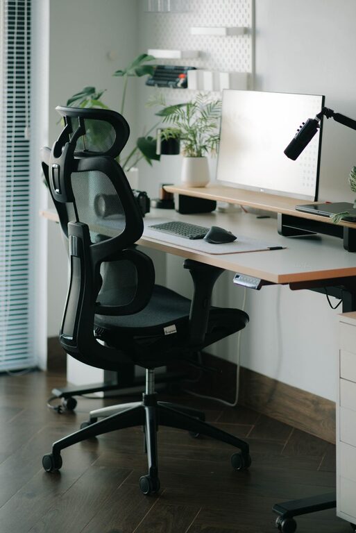 How to Choose a Comfortable Desk Chair for Your Workspace